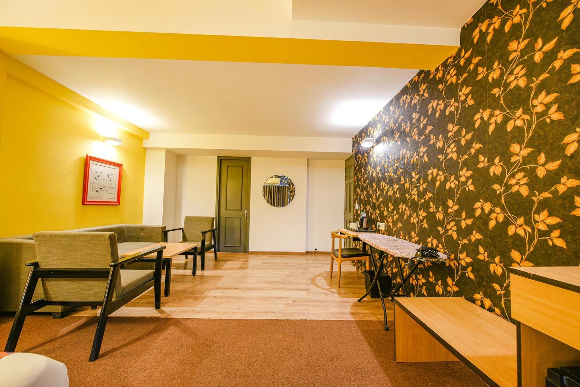 Fabhotel Old Meple Leaf 古尔冈 外观 照片