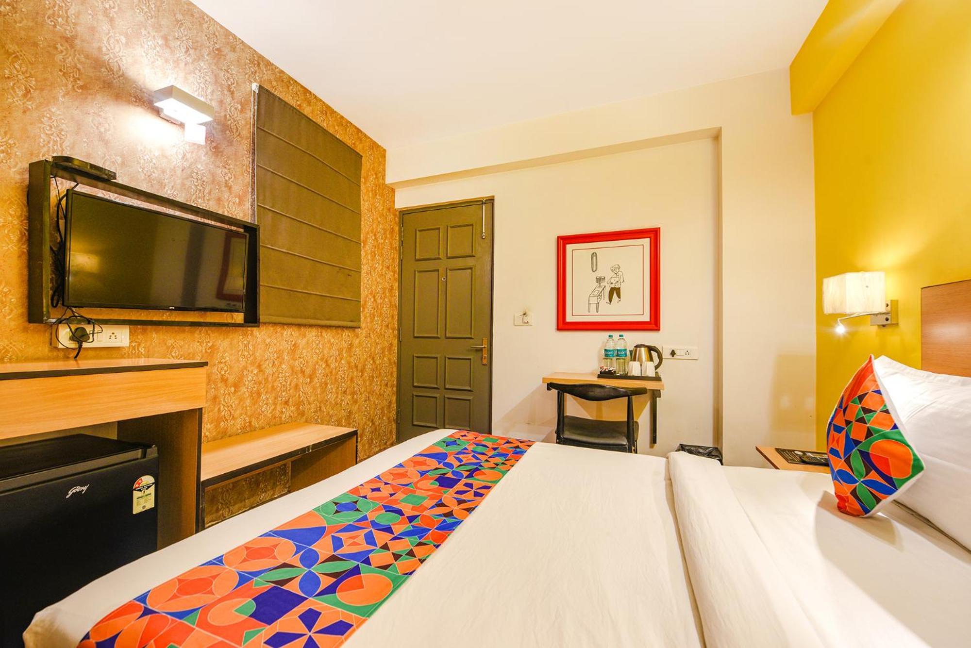 Fabhotel Old Meple Leaf 古尔冈 外观 照片