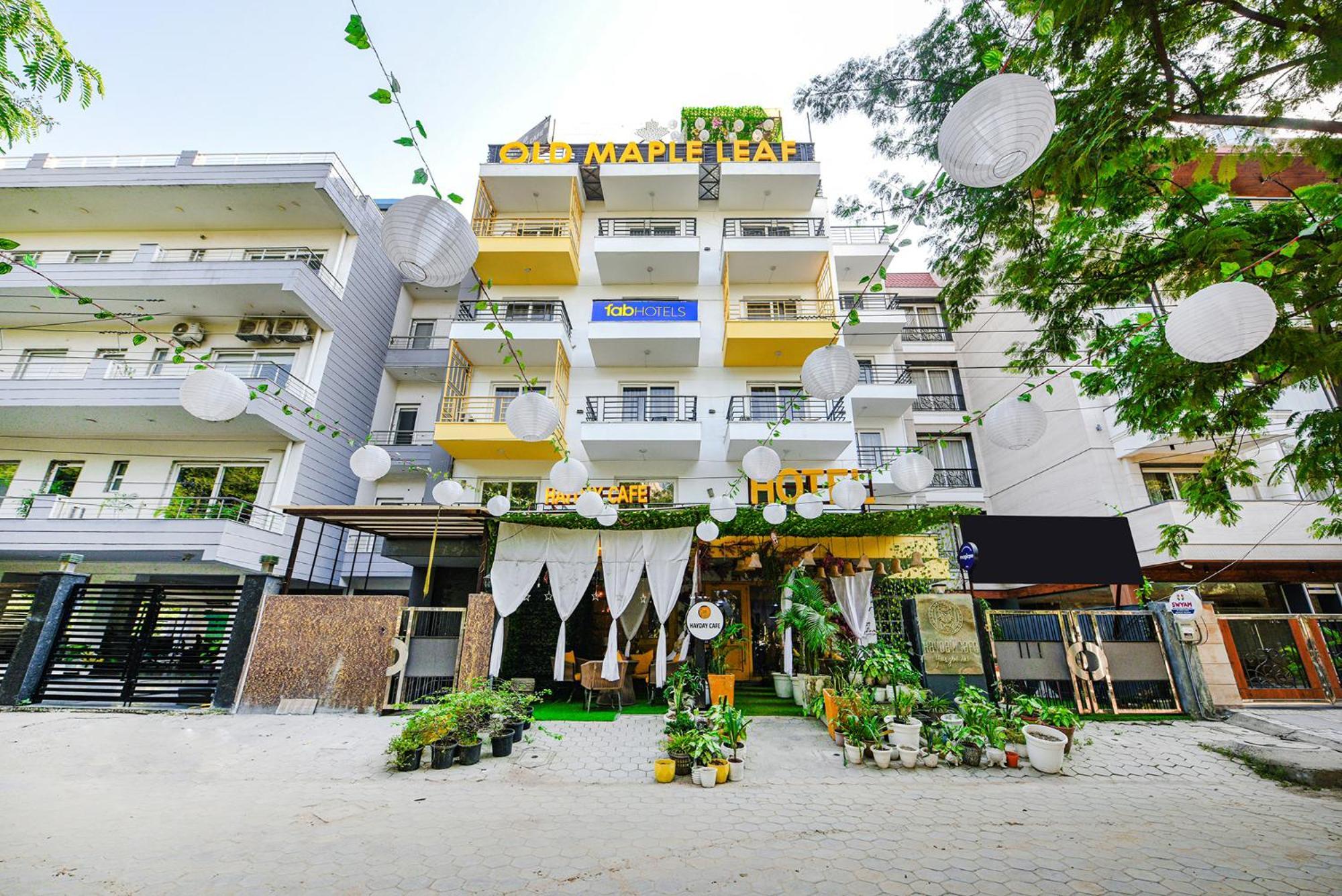 Fabhotel Old Meple Leaf 古尔冈 外观 照片
